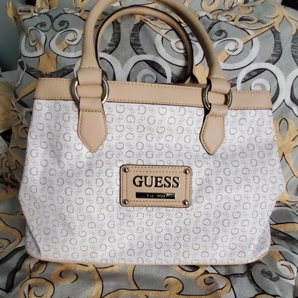 Stunning White and Tan Guess purse
